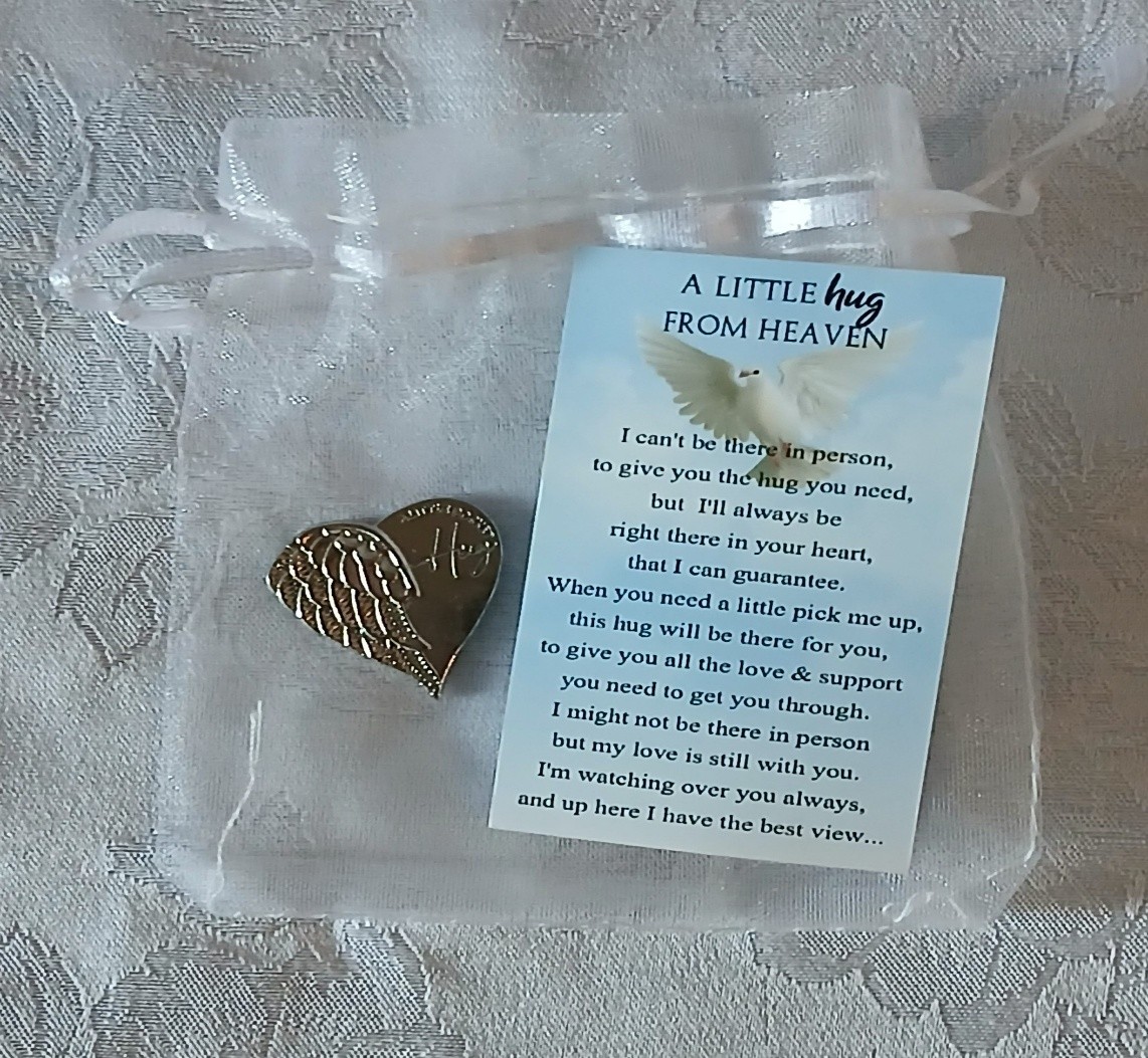 How to Buy Custom-Made Gifts Online That Truly Impress Him?