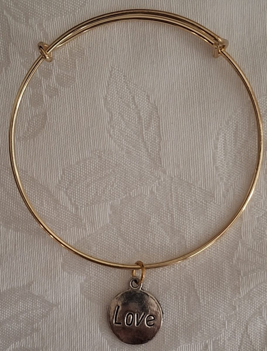 Why Everyone is Talking About These Must-Have Bracelets for Men and Women?